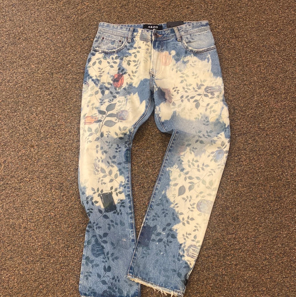 Akoo jeans